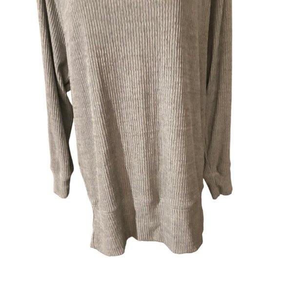 Kori America Sweater‎ - Picture 2 of 7